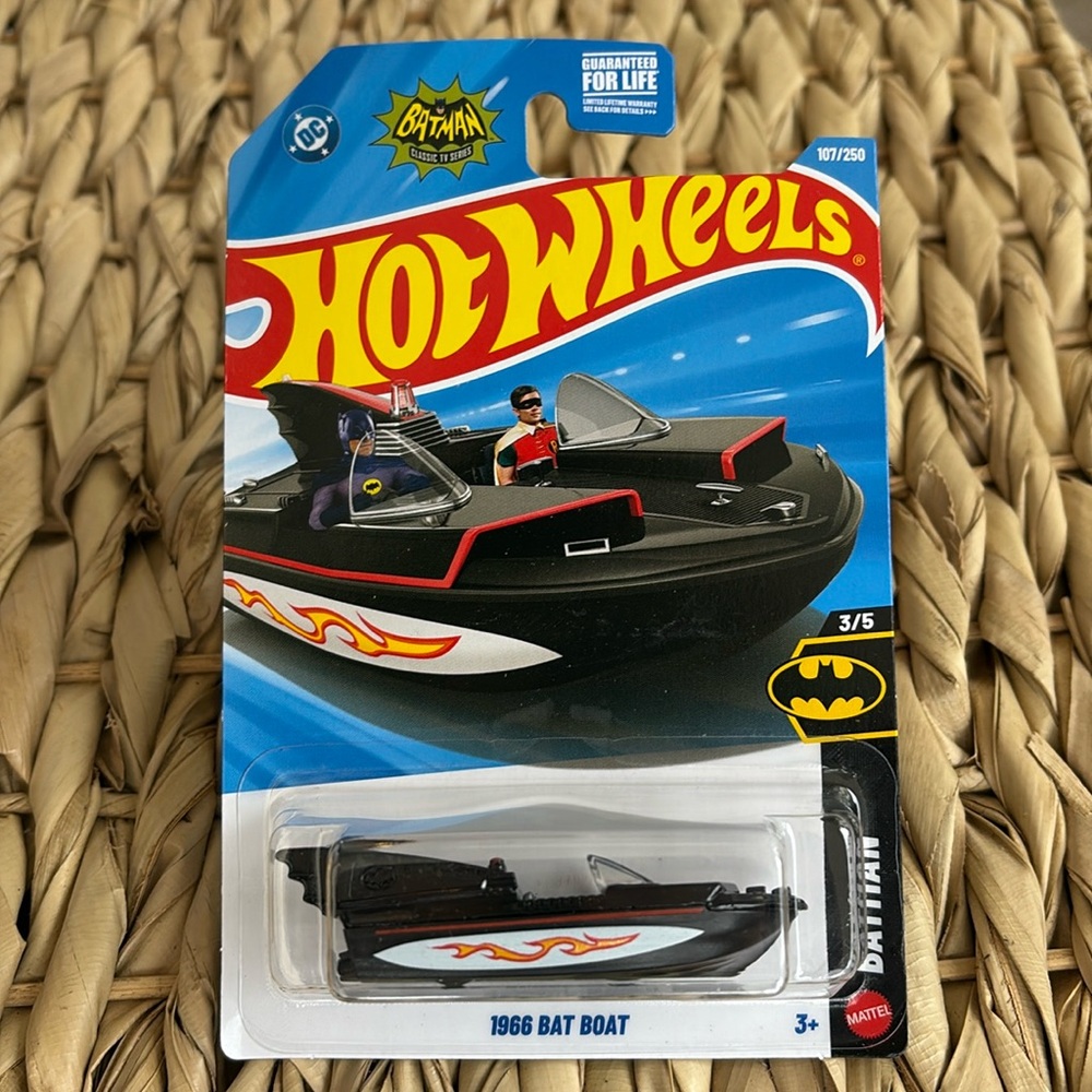1966 Bat Man Boat Batman Robin Hot Wheels Speed Speedboat Toy HotWheels 2026 🆕